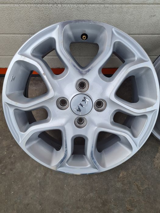 Оригинални джанти за КИА ХЮНДАЙ Kia Hyundai r15 4x100 ET52 5.5J