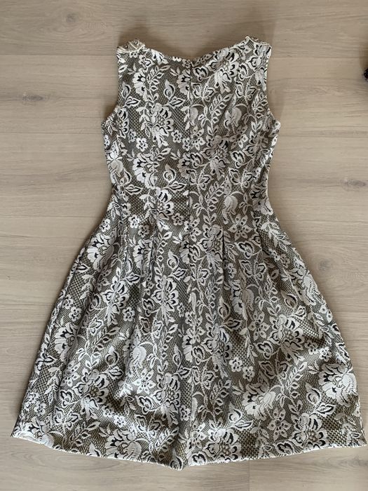 Vand rochite superbe (M) Zara , Mango.