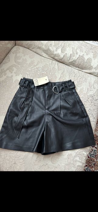 Продам платья и юбку