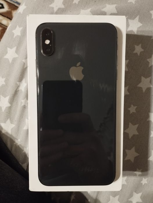 Iphone XS Max продаётся