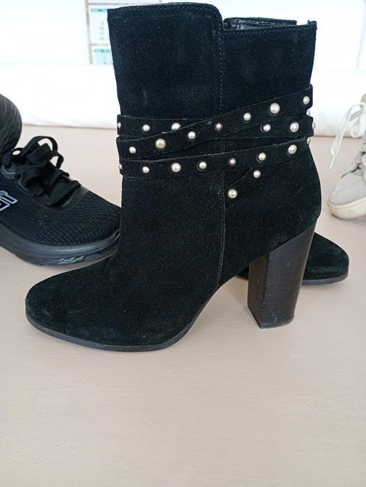 Дамски обувки 6лв/брой