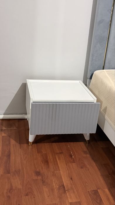 Продается спальный мебель