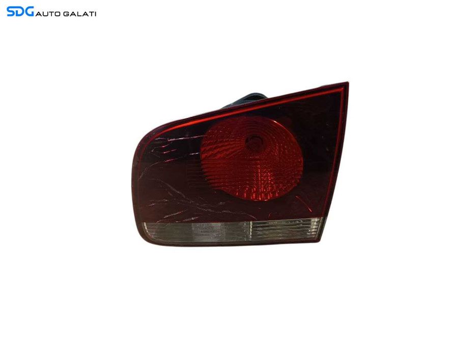 Stop Lampa Tripla Dreapta de pe Haion Portbagaj Volkswagen Touareg 7L Facelift FL 2002 - 2010 (Prezinta Microfisuri) [LS0267]