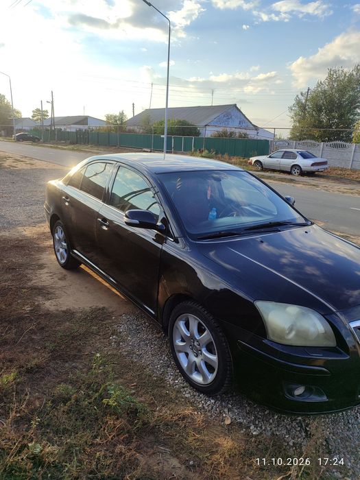 Тойота Авенсис 2008 год