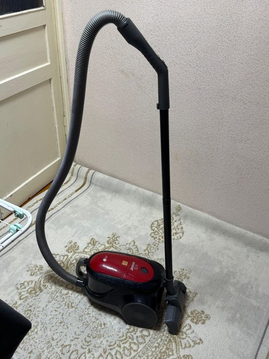 Продам палысос LG