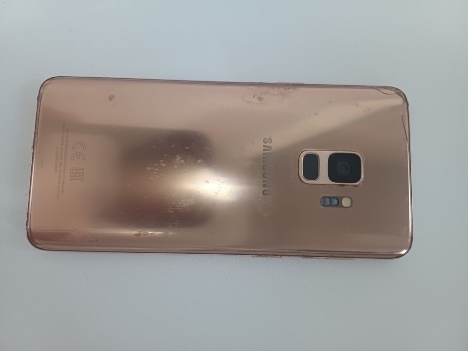Продам Самсунг S9