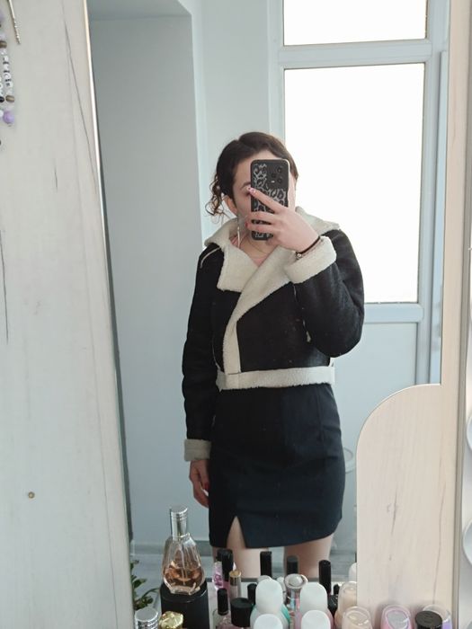 Черна дамска пола