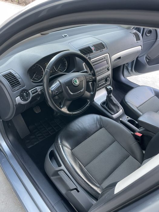 Skoda Octavia Break 2.0 tdi 2012 ( EURO 5 )