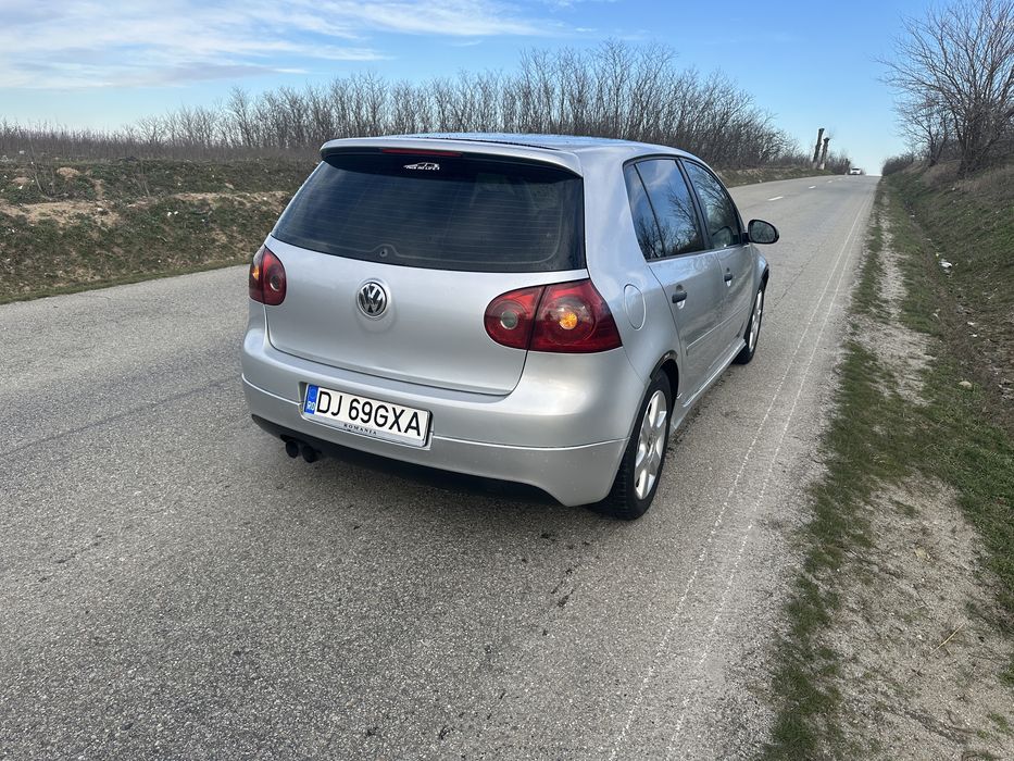 Vand Golf 5 1.6 benzina /Gpl