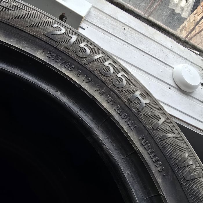 2x 215/55/17 VARA GISLAVED Stare impecabila