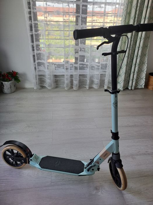 Trotinetă Town T7XL Verde Adulți
Trotinetă 
Trotinetă Town T7XL Verde AdulțiOXELO
Trotinetă Town T7XL Verde Adulți