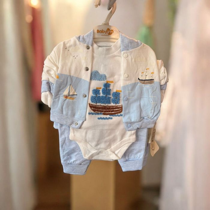 Hăinuțe pentru copii (fetițe și băieței)