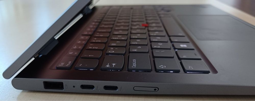 Лаптоп Laptop (ThinkPad) - Type 21KE X1 2-in-1 Gen 9 (Type 21KE, 21KF)