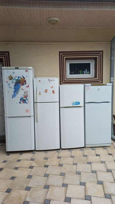 Холодильник Самсунг LG