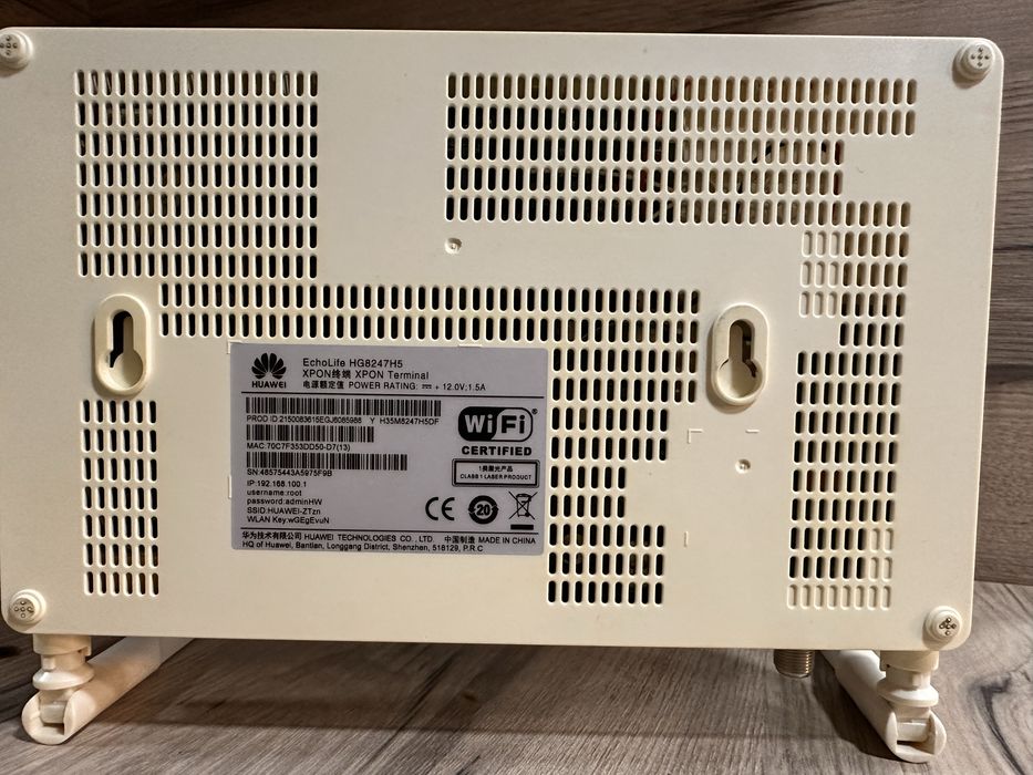 Wi fi router Huawei  xpon hg 8247h5