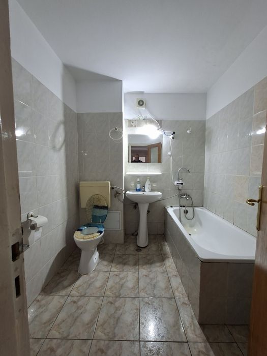 Închiriez apartament 2 camere Nerva-Traian