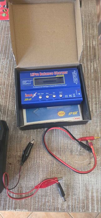 Продавам лодка Охлю-Бохлю GPS Autopilot+Lucky Sonar