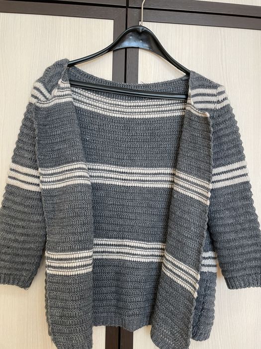 2 Жилетки МНОГО МЕКИ като нови С ПОДАРЪК