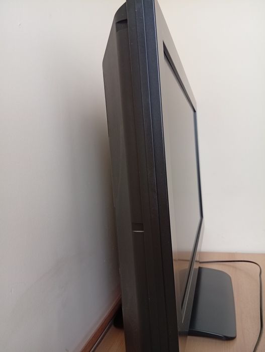 Телевизор Toshiba диагональ 80 см