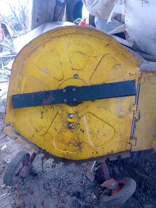 Продавам мотоблок