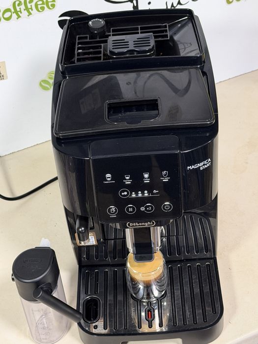 Кафемашина кафе автомат delonghi magnifica START с гаранция