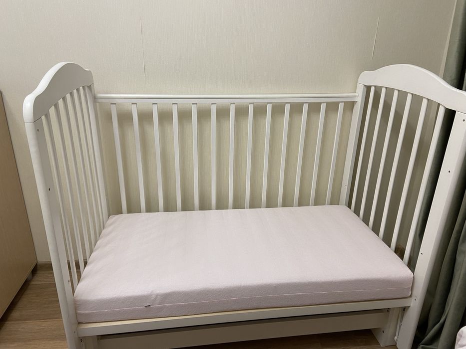 Манеж с матрасом