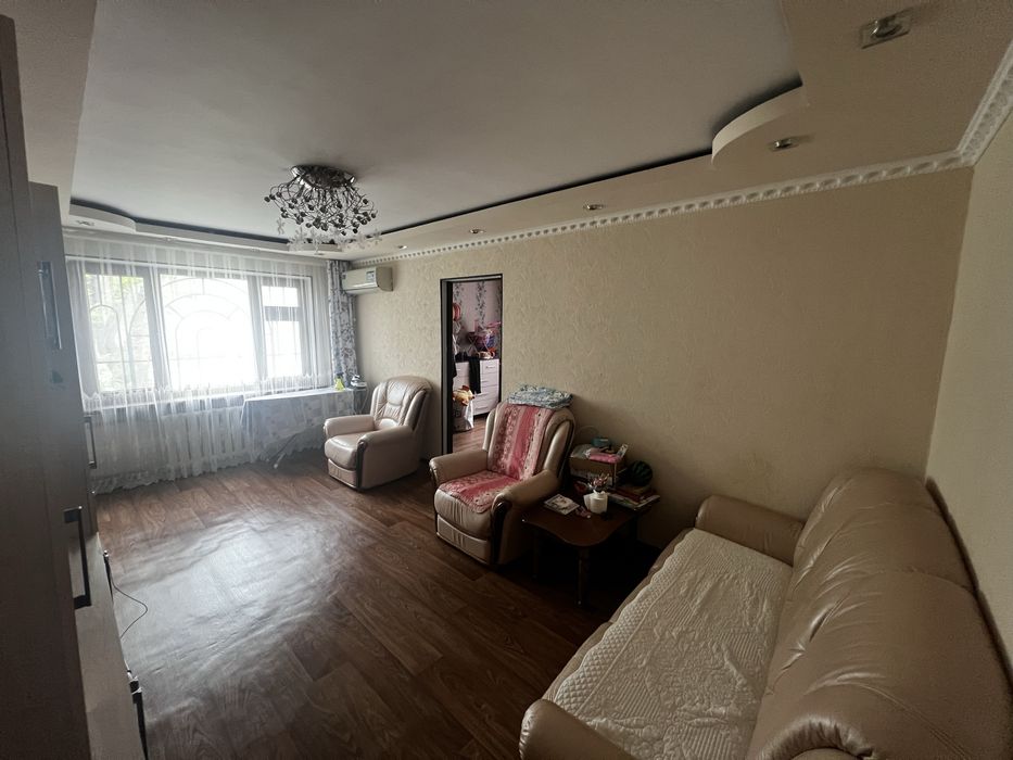 Продам 3-хкомнатную квартиру