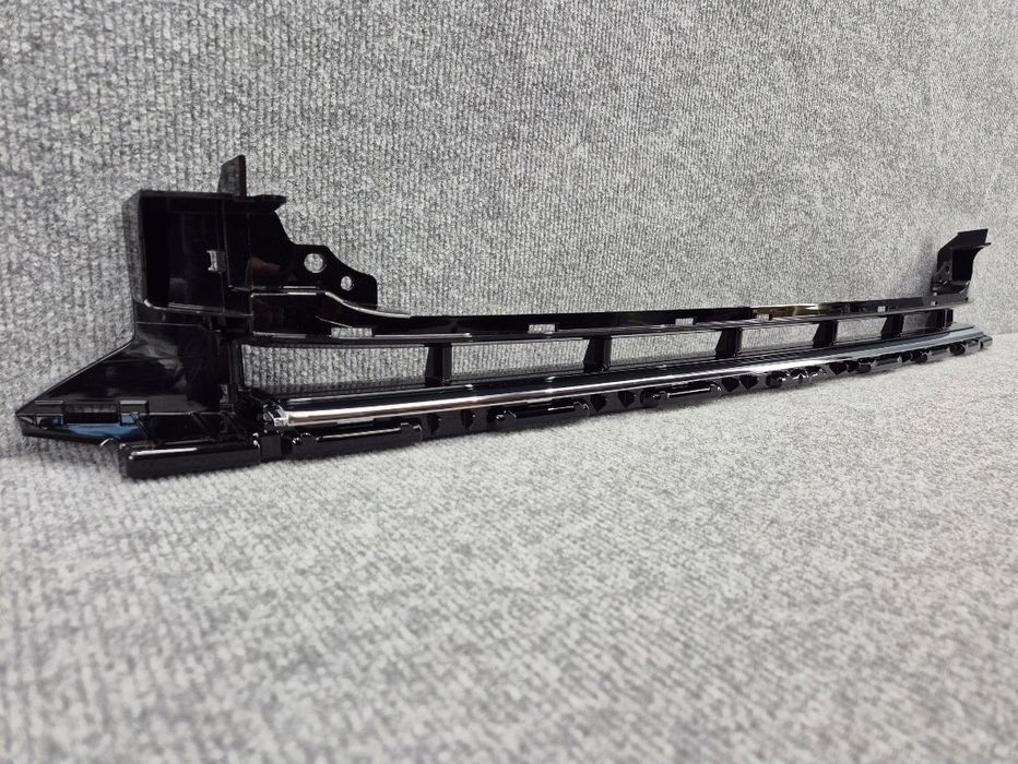 Grila inferioara cu crom Audi A6 C7 facelift 2014-2018 NOUA