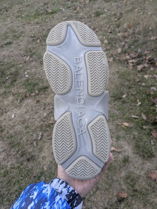 Balenciaga Triple S Gri (mărimi 43)