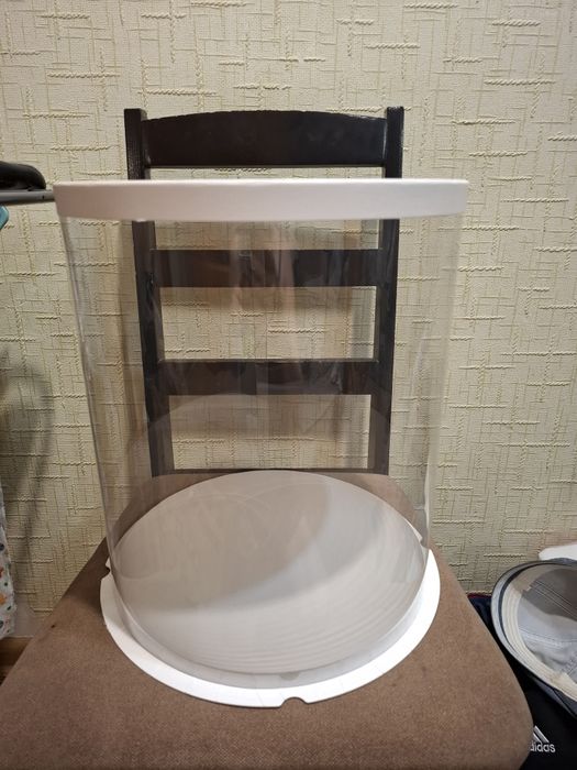 Продам подарочные боксы круглые,  квадратные