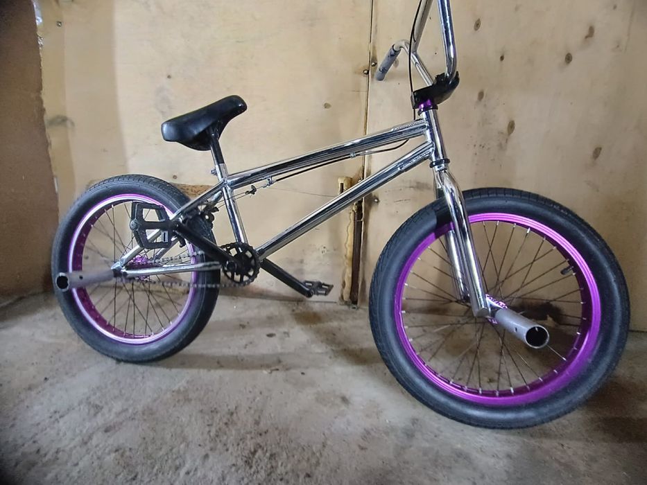 Продаю велосипед БМХ!