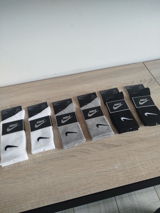 Șase perechi de șosete Nike unisex mărime universală