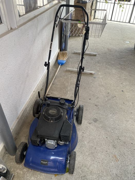 Самохдна бензинова косачка