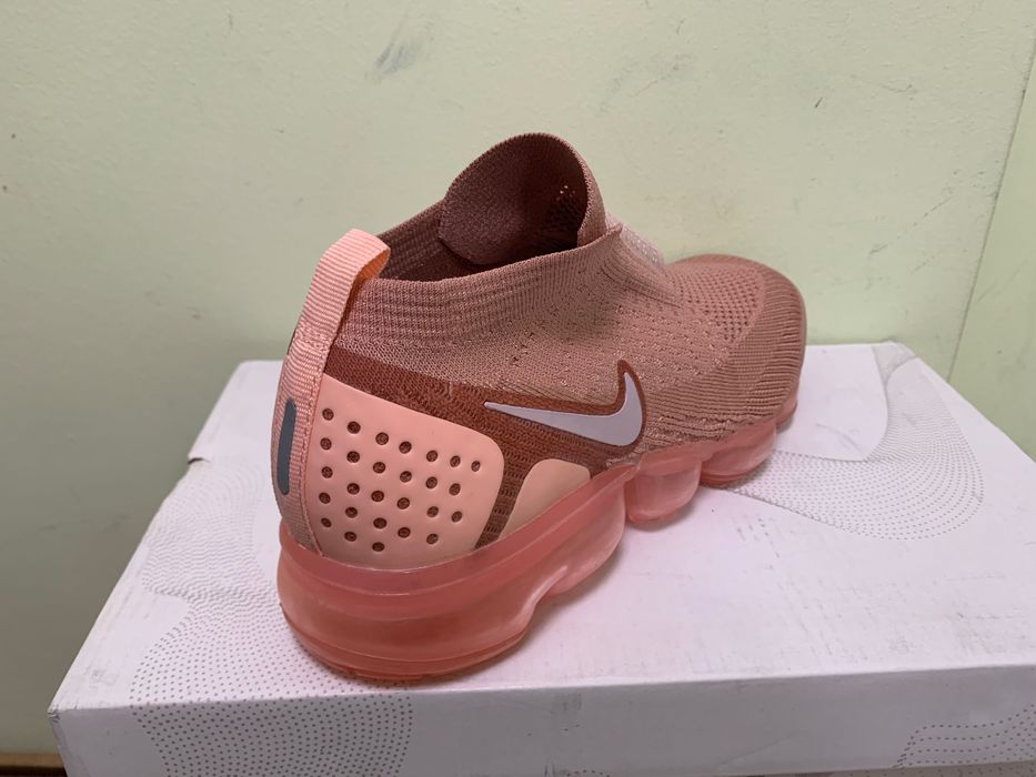 Нови дамски маратонки Nike Vapormax Flyknit pink налични 38 номер