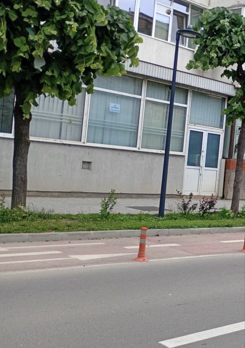 Apartament de închiriat – Spațios, stradal, poziție excelentă!