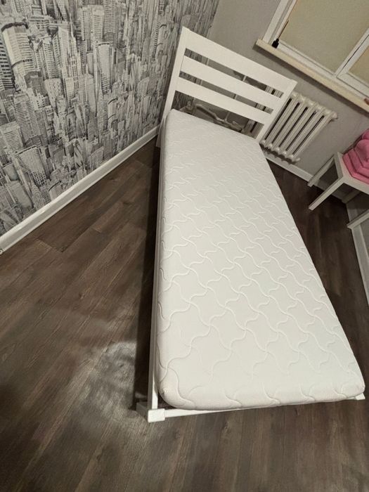 Продам кровать подрасковый