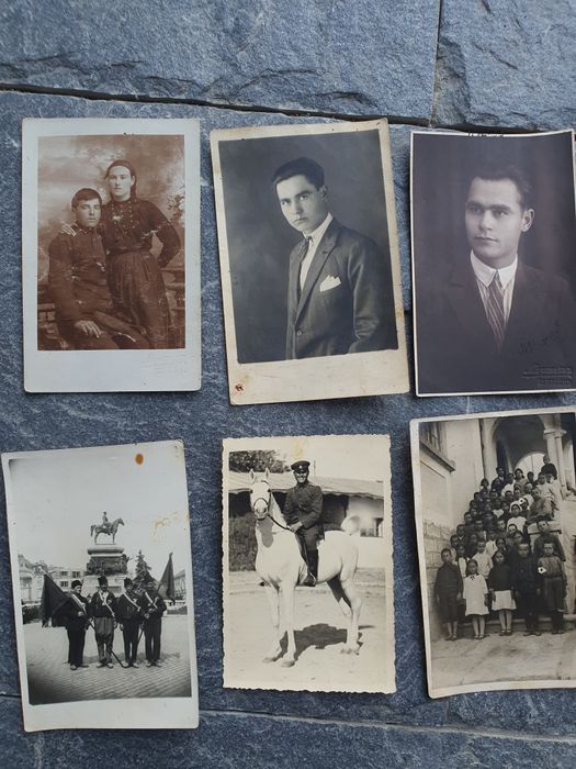 Стари албуми с чернобелиснимки