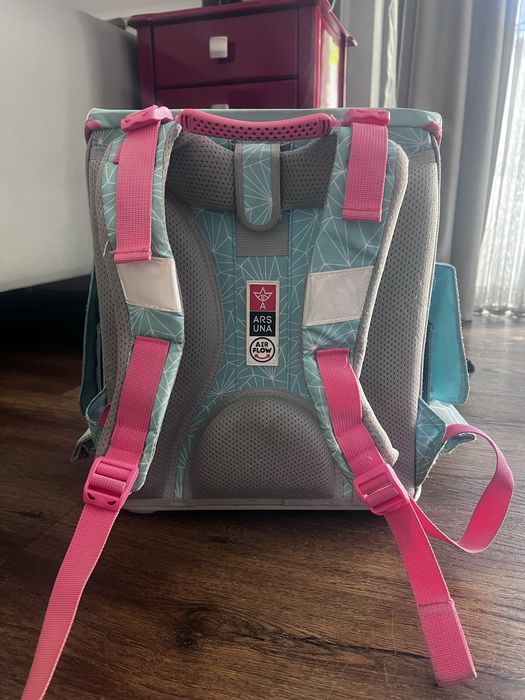 Раница за училище