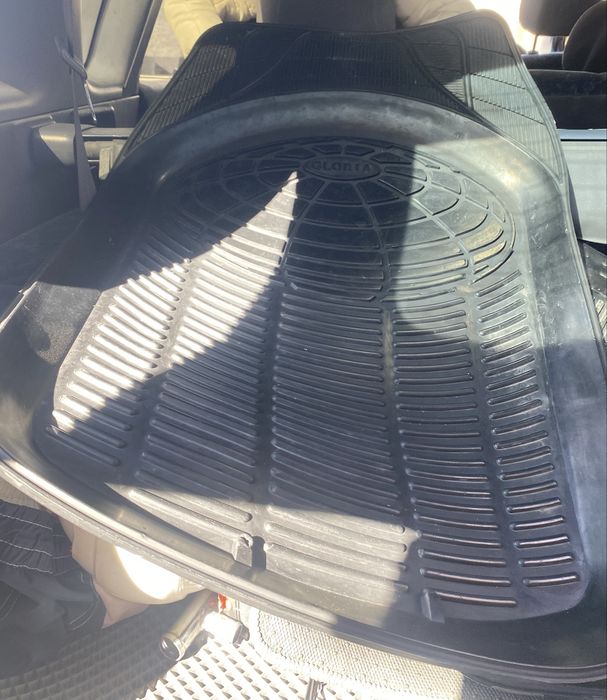 Автомобильные коврики