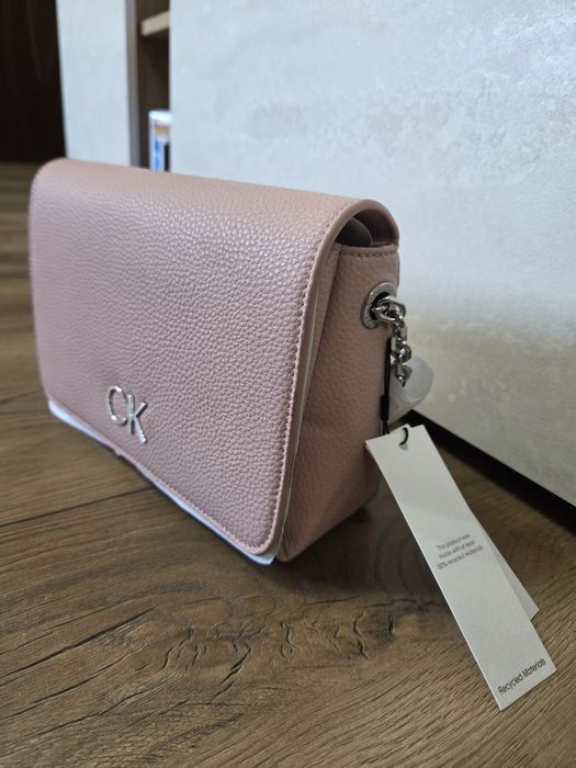 Дамска чанта Calvin klein