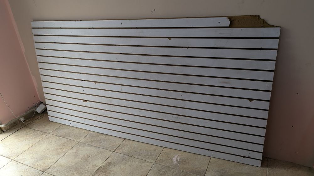 Эконом Понели Белый