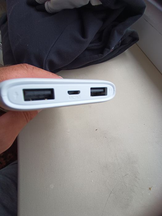 Зарядное устройство новое