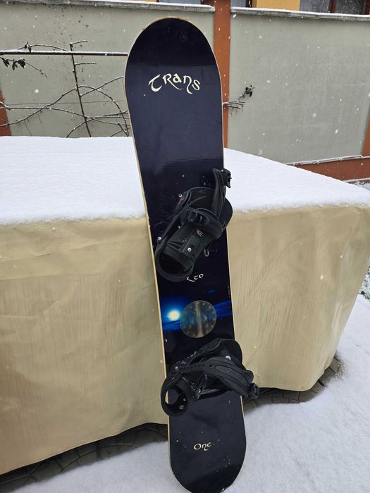 Placa snowboard cu legatura