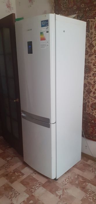 Продам холодильник Самсунг RL52Vамсунг