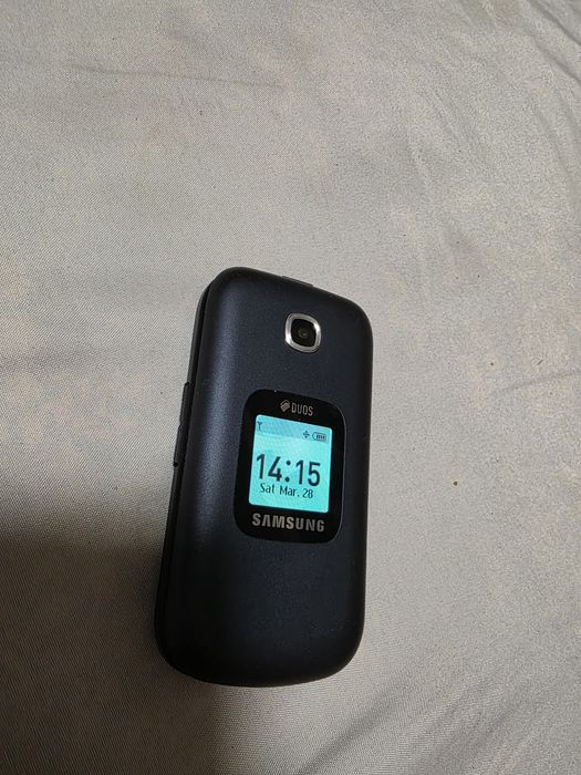 Samsung Gusto 3 telefon sotiladi