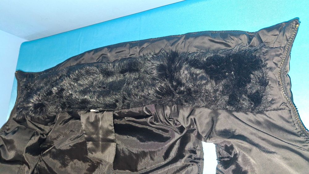 Дамски елек грейка Л