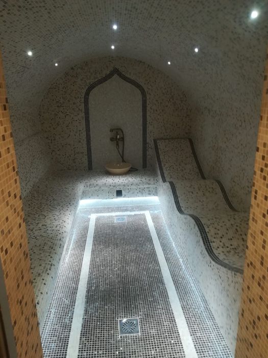 4.	Сауны, хамамы, бассейны — качественно и быстро