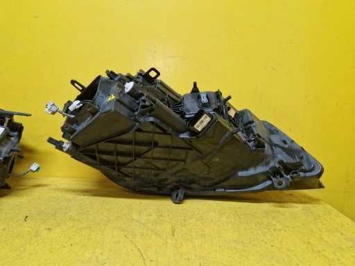 Vw Touareg 7P lift far stanga dreapta faruri xenon adaptiv bi xenon