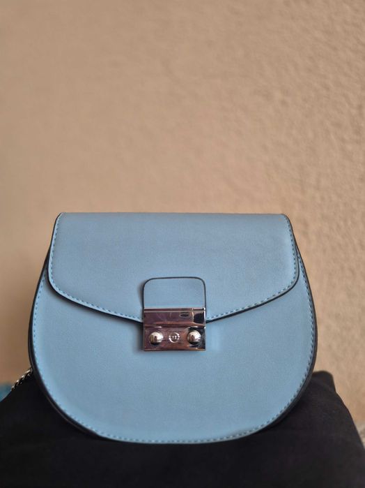 Малка дамска чанта