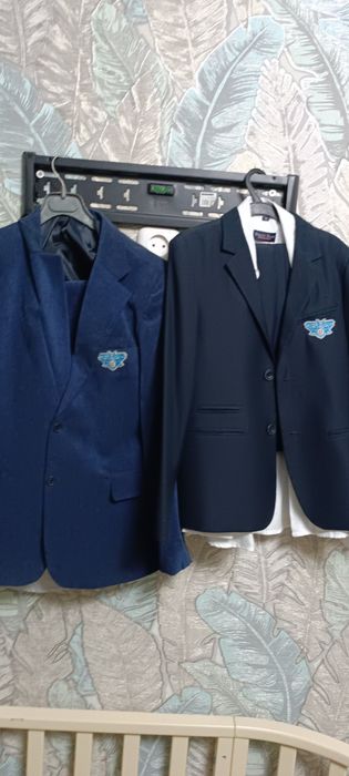 Продам Школьную форму